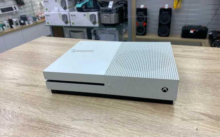 Приставка Xbox one s 1tb