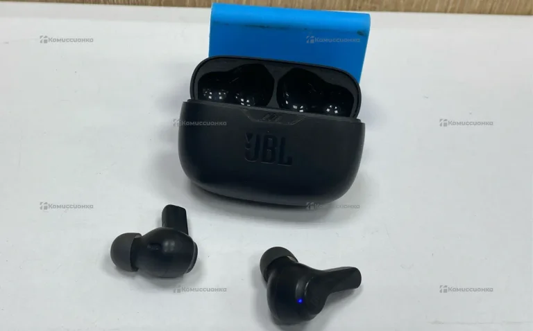Наушники  JBL