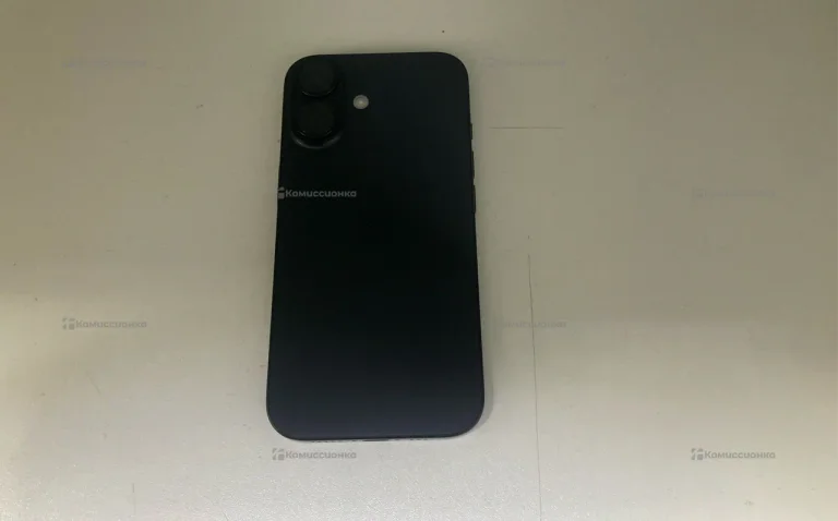 Apple iPhone 16 8/128 ГБ