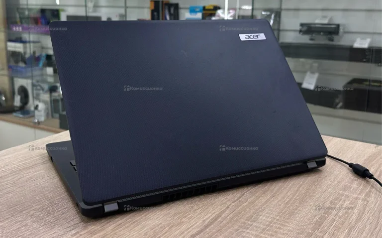 Ноутбук  acer travelmate p214-53