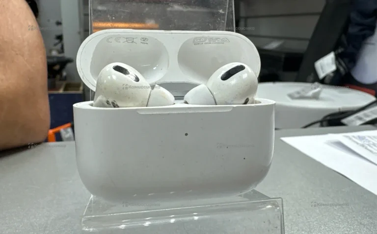 Наушники AirPods Pro