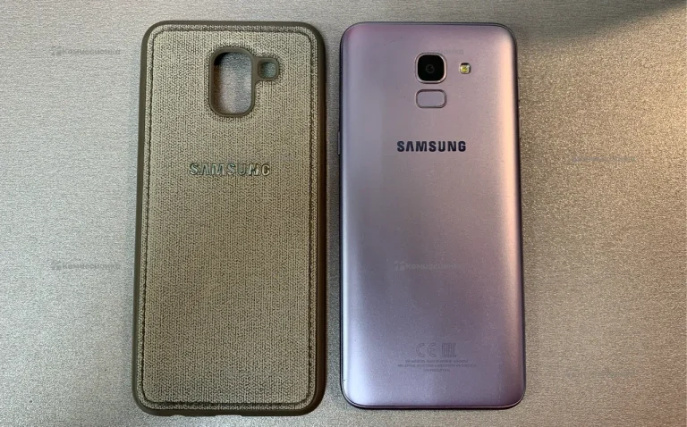 Samsung Galaxy J6 3/32 ГБ