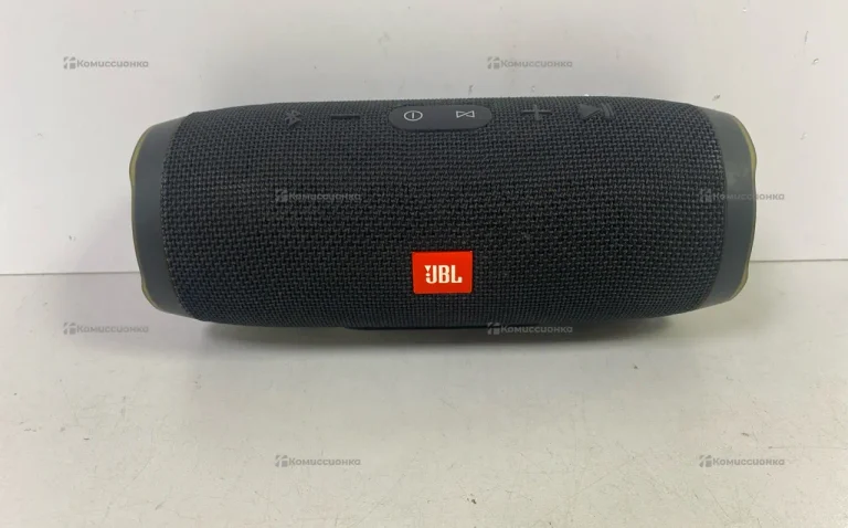 Колонка JBL charge 3