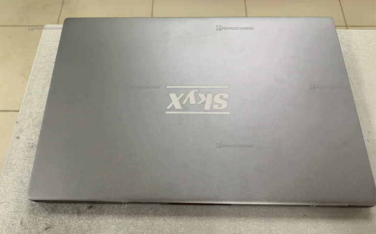 Ноутбук skyx 8laf53DGEV7