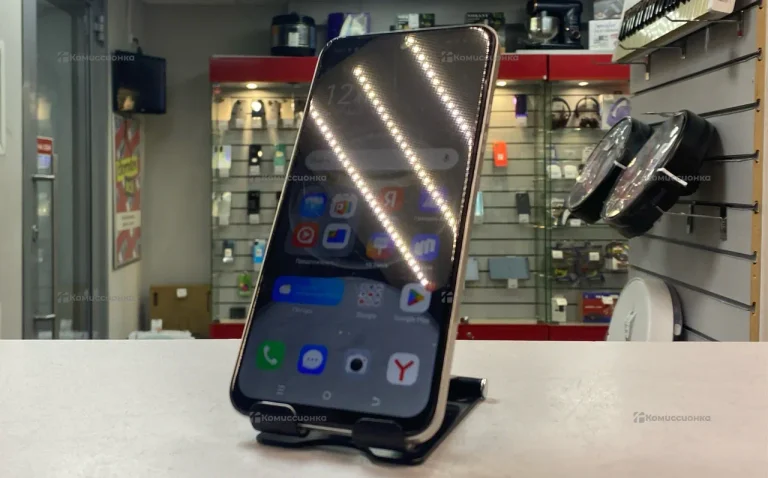 Tecno Spark 30C 4/128 ГБ