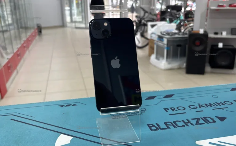Apple iPhone 13 4/128 ГБ