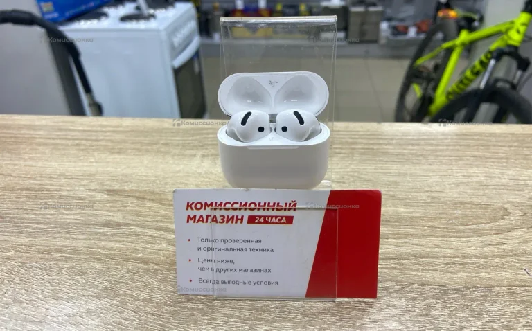 Наушники AirPods 4