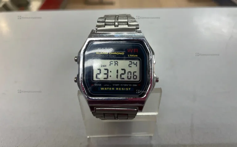 Часы  Casio