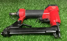 Купить Пневмопистолет скобозабивной ELITECH 0704.030200 б/у , в Краснодар Цена:1500рублей