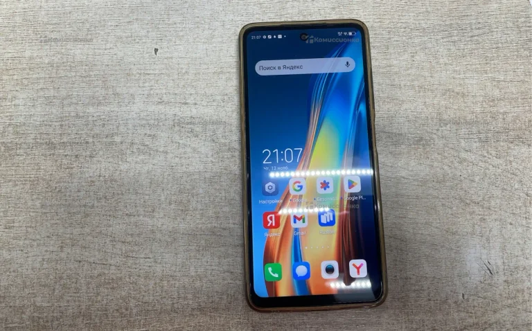 Tecno Spark 20C 4/128 ГБ