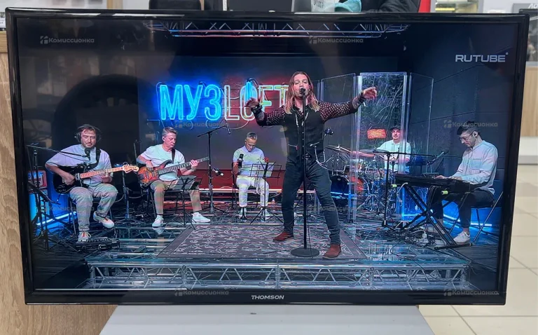 Телевизор Thomson T32D19DHS-01B