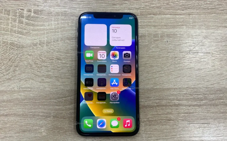 Apple iPhone X 3/64 ГБ