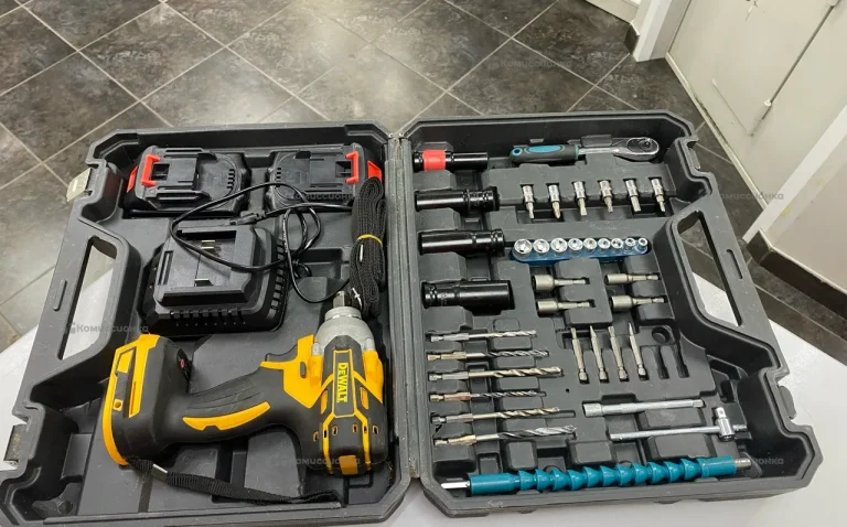 Гайковерт Dewalt 48volt