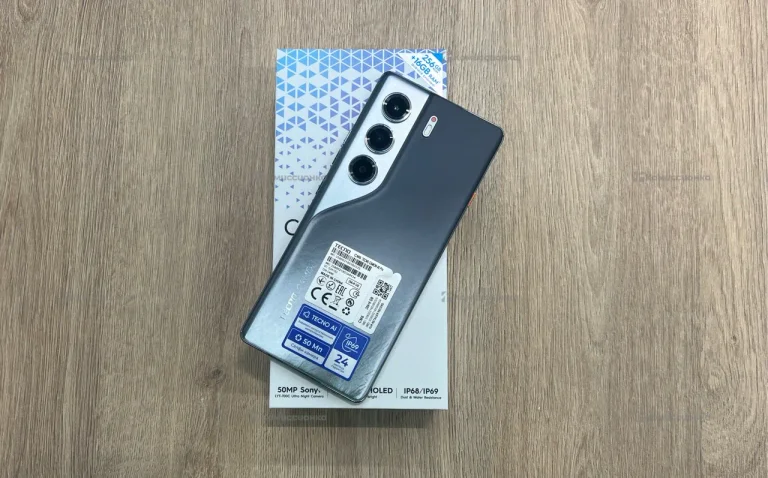 Tecno Camon 40 Pro 8/256  White