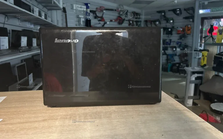 Ноутбук ASUS X556UQ