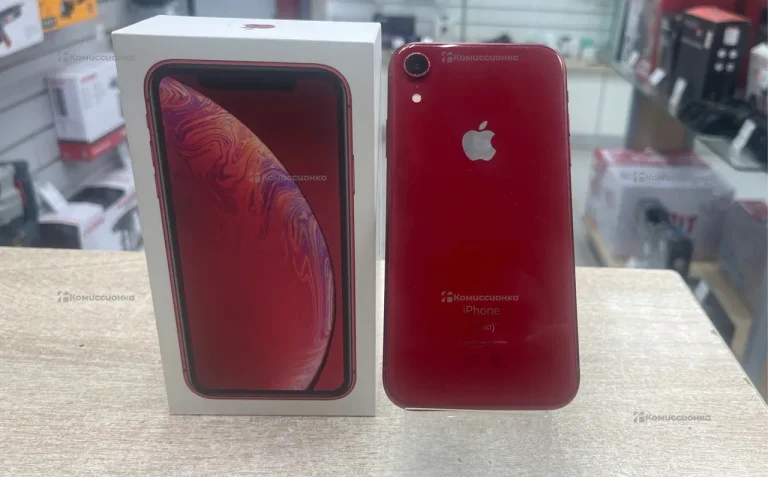 Apple iPhone XR 3/64 ГБ