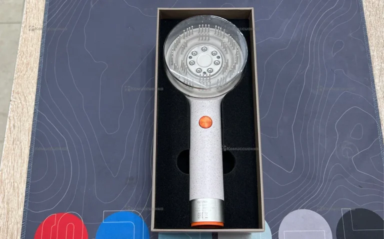 Массажёр расчёстка bork