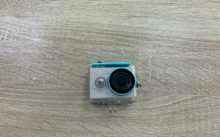 Видеокамера  xiaomi YI