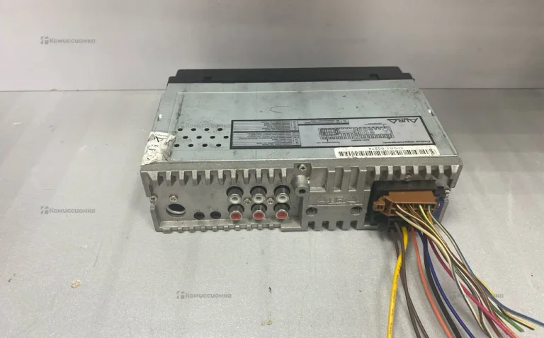 Автомагнитола  AURA AMH-600BT