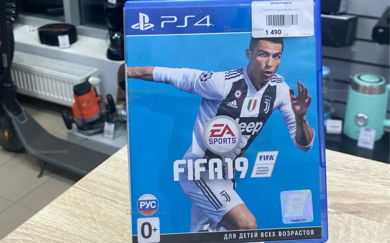 PS4. Диск FIFA 19