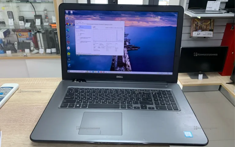 Ноутбук Dell P32