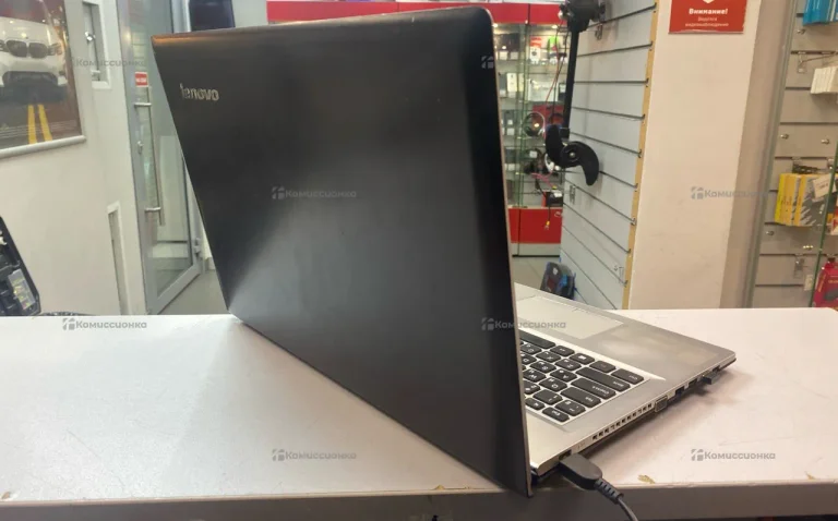 Ноутбук  Lenovo