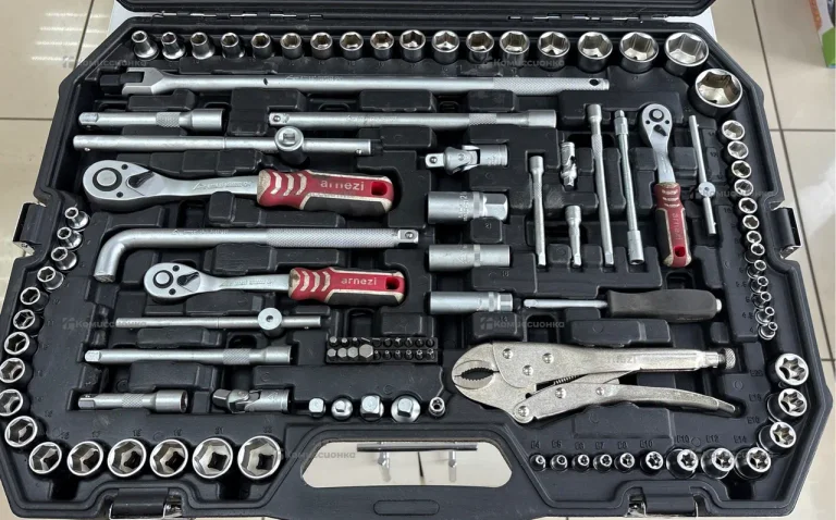 Набор инструментов Arnezi r0900147 147шт