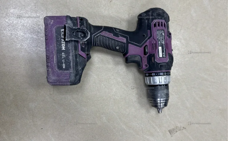 Дрель-шуруповерт аккумуляторная КМ АТОМ CD-181/2 K