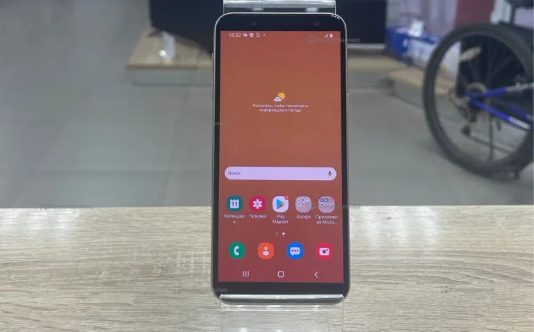 Samsung Galaxy J6+ 3/32 ГБ