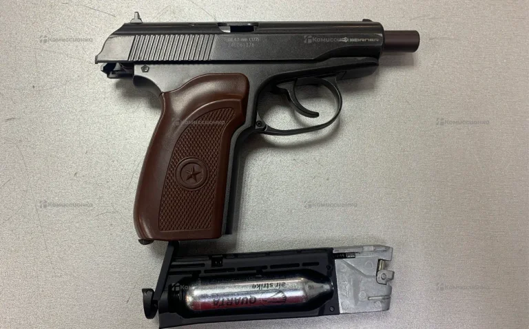 Пистолет Макарова PM Blowback