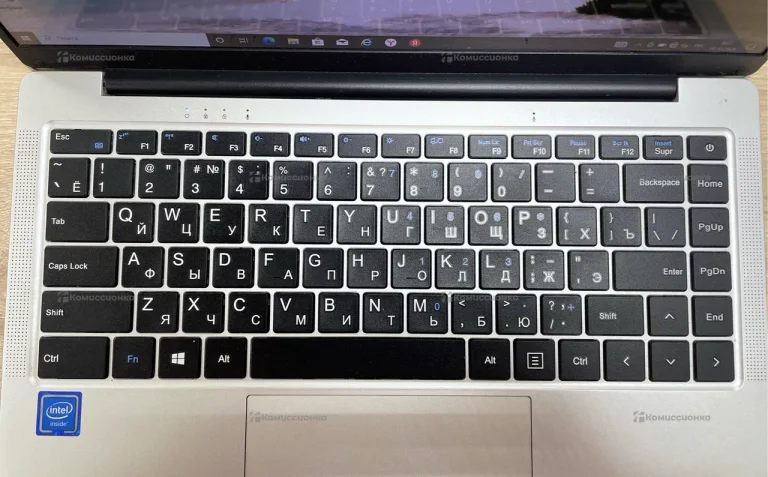 Ноутбук  Ноутбук frbby v10