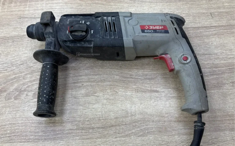 Перфоратор Зубр П-22-650