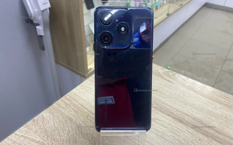 Tecno Spark 10C 4/64 ГБ