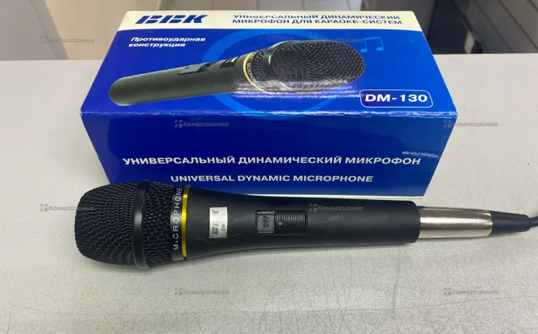 Универсальный динамический микрофон BBK DM-130