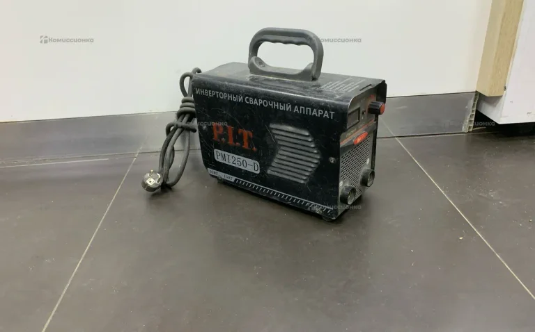 Сварочный аппарат P.I.T. PMI250-D.