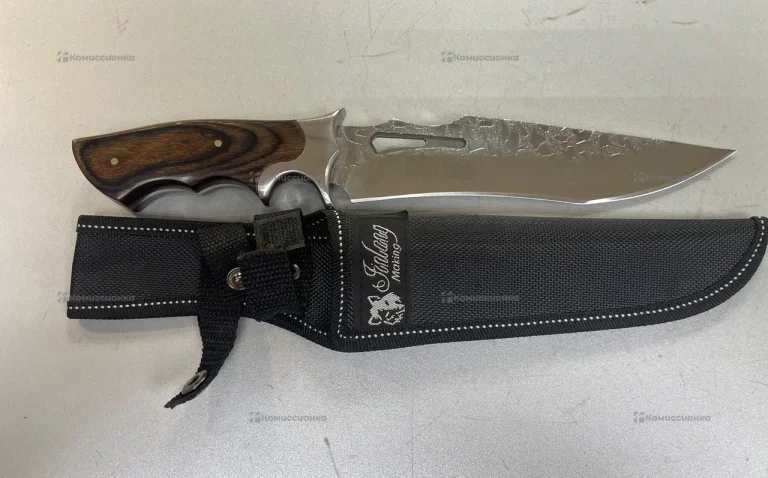 Охотничий нож скорпион