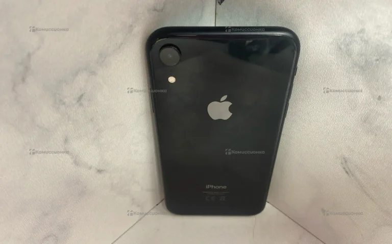 Apple iPhone XR 3/64 ГБ