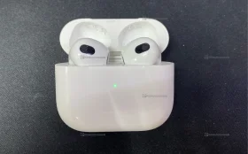 Купить Наушники  AirPods 3 б/у , в Тюмень Цена:8990рублей
