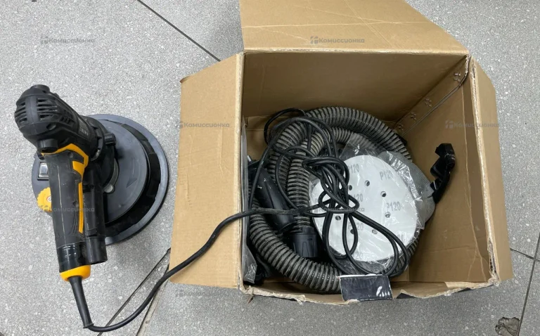 шлифмашинка для стен DKWS950