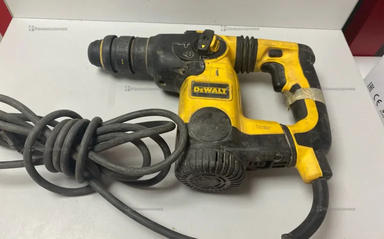 перфоратор dewalt.