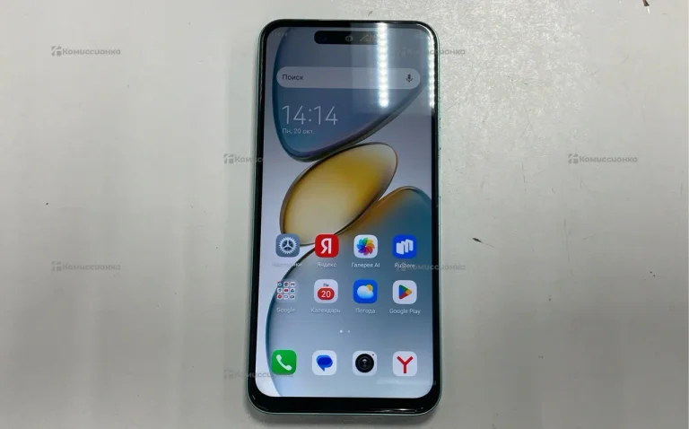 Tecno Spark Go 1 4/128 ГБ