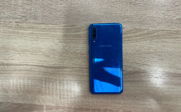 Samsung Galaxy A50 4/64Gb