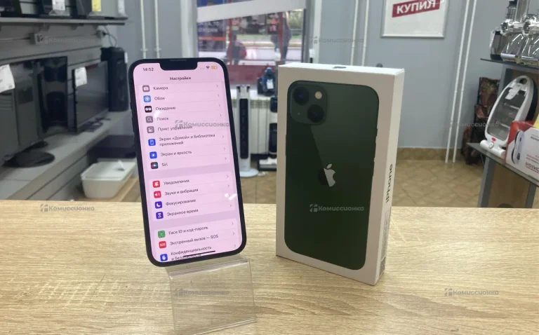 Apple iPhone 13 4/128 ГБ
