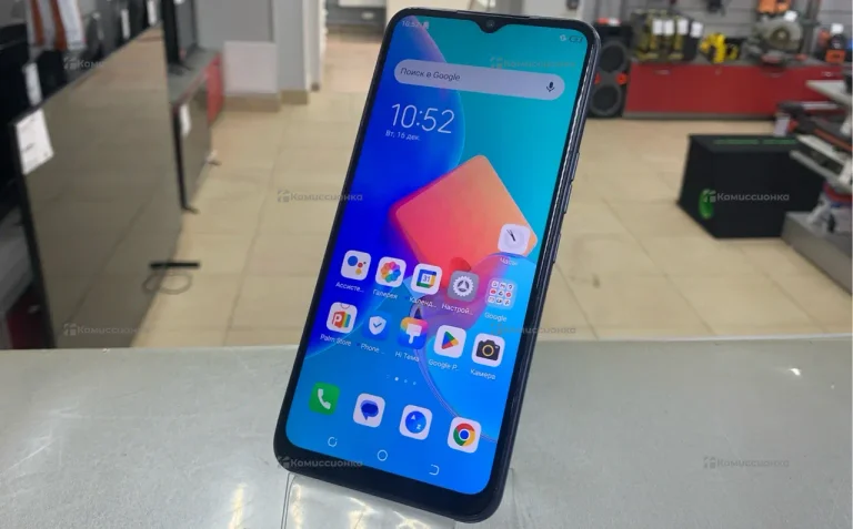 Tecno Spark 8C 4/64 ГБ