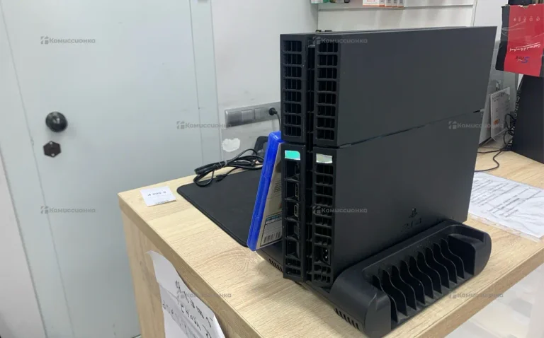 Приставка PS4. 1TB