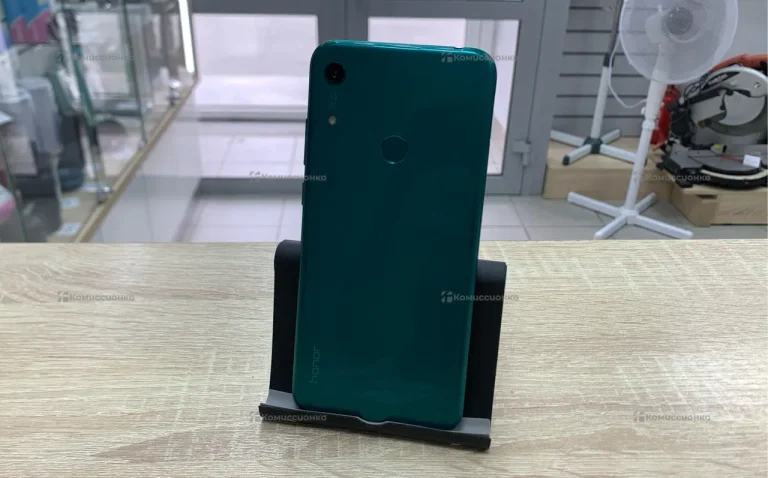 Honor 8A 3/64 ГБ