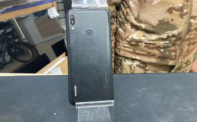 Huawei Y6 (2019) 2/32 ГБ