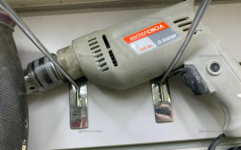 дрель-шуруповерт Интерскол Д-550ЖР