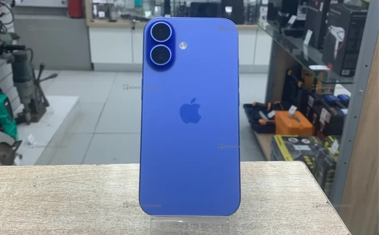 Apple iPhone 16 8/256 ГБ