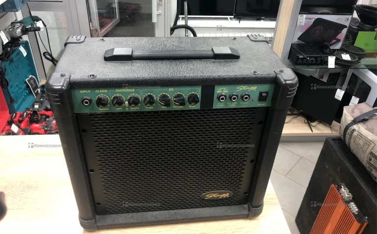 Комбо усилитель STAGG 20GA